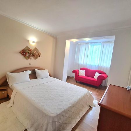 Stefan Cel Mare Apartamento Chisinau Exterior foto