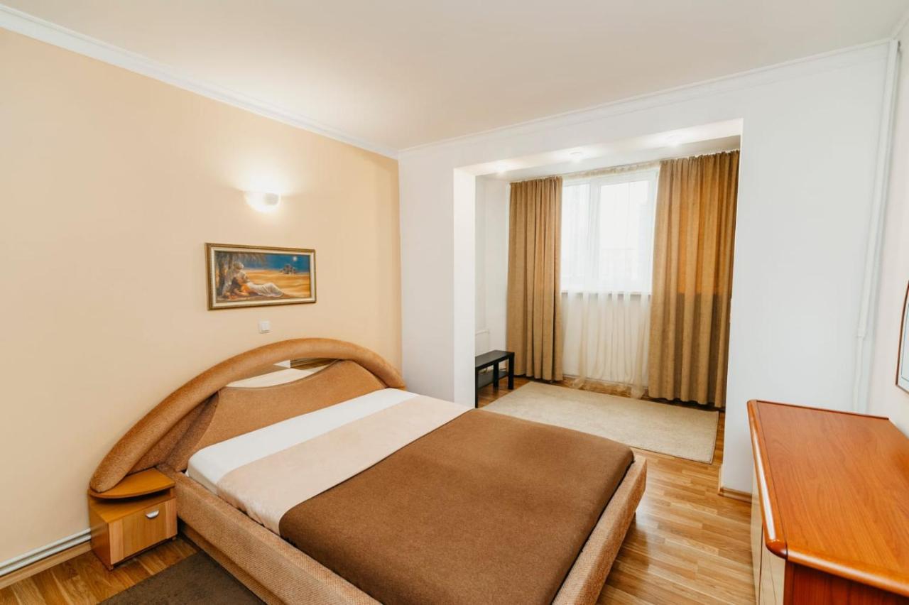 Stefan Cel Mare Apartamento Chisinau Exterior foto